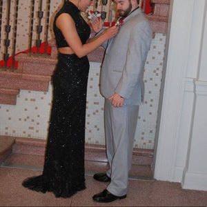 Beautiful and Elegant Size 4 Prom Dress